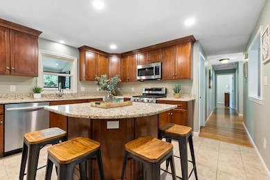 39 Webster St, Hudson, NH 03051 - photo 6