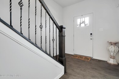 9914 Cedar Park Ct, Louisville, KY 40291 - photo 6