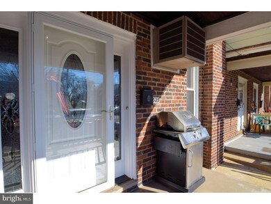 525 E Broad St, Souderton, PA 18964 - photo 2