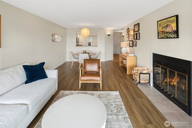 410 W Roy St unit 207, Seattle, WA 98119 - photo 5