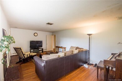 2550 Simonton Rd unit 141-143, Statesville, NC 28625 - photo 7