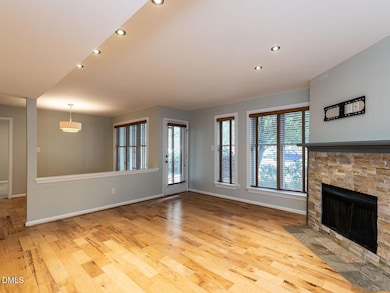 911 Washington St unit 104, Raleigh, NC 27605 - photo 5