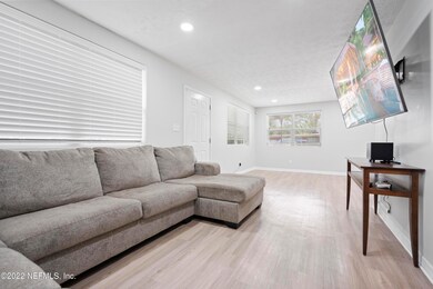 1274 Lakeshore (13)