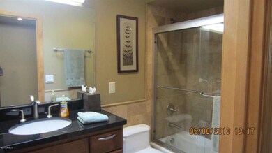 monique - hall bath 2