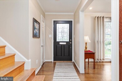 3609 Bent Branch Ct, Falls Church, VA 22041 - photo 2