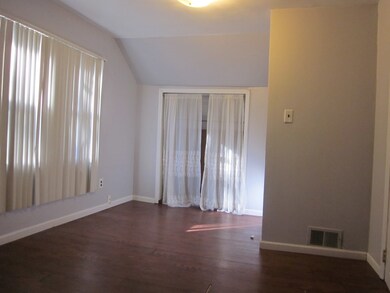 1023 W New York St, Aurora, IL 60506 - photo 3