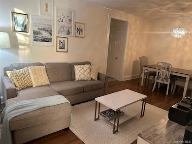 The Wellington unit 3 C, White Plains, NY 10601 - photo 6