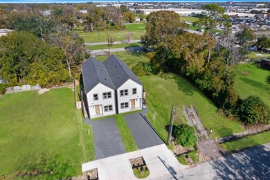 768 Lucky St unit A, Houston, TX 77088 - photo 4