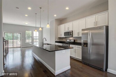 1635 Rampart Mews, Baltimore, MD 21230 - photo 2