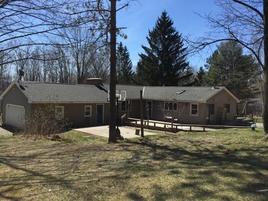 1014 W Mountain Rd, Shaftsbury, VT 05262 - photo 2