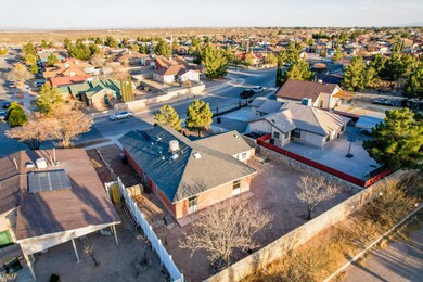 401 Las Palomas Dr, Horizon City, TX 79928 - photo 7