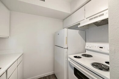 11715 S Glen Dr unit 428-2, Houston, TX 77099 - photo 7
