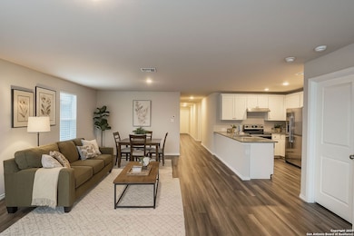 1919 Fieldfare, New Braunfels, TX 78130 - photo 4