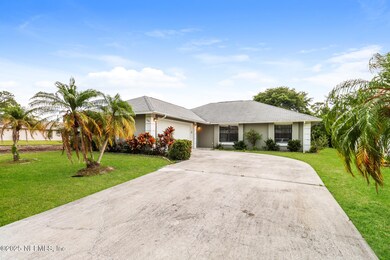 002-photo-front-view-14486298