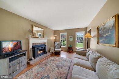 5586 Linton Rd, Sykesville, MD 21784 - photo 5