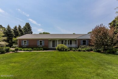 002-Front_View-2788067-small