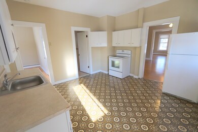 72 N Whittlesey Ave unit 1, Wallingford, CT 06492 - photo 3