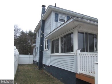 1542 S Commerce St, Paulsboro, NJ 08066 - photo 6