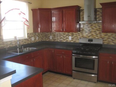 7415 Crane Crossing, Macungie, PA 18062 - photo 6