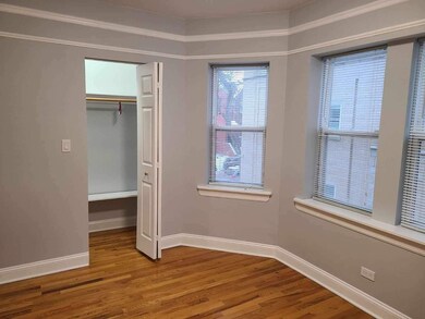6317 N Sacramento Ave unit 2E, Chicago, IL 60659 - photo 7