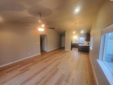 2129 W 23rd Ave, Kennewick, WA 99337 - photo 4