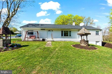 401 Pine St, Shoemakersville, PA 19555 - photo 3