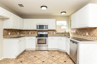 220 Preston Dr, Cleburne, TX 76033 - photo 6