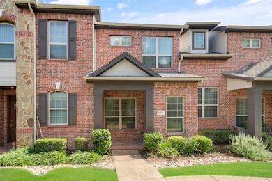 4245 Swan Forest Dr unit B, Carrollton, TX 75010 - photo 2