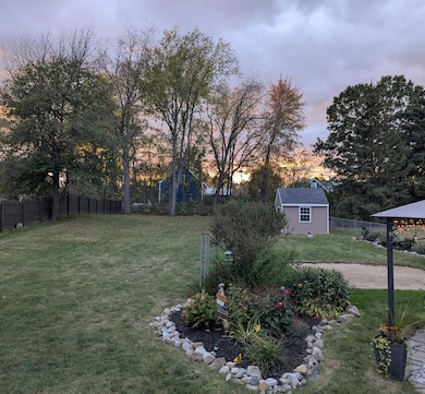 10033 Nimphie Rd, Fenton, MI 48430 - photo 6