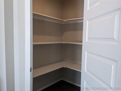 Walk-in Pantry
