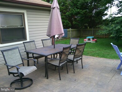 4259 Grapewood Dr, Warrenton, VA 20187 - photo 2