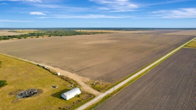 10647 Farm To Market Road 530, Edna, TX 77957 - photo 7