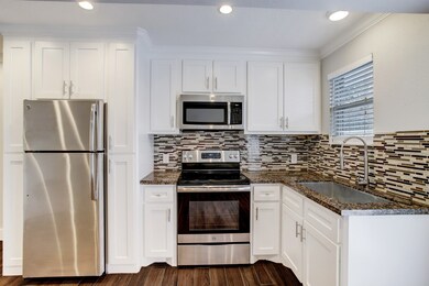 2023 Huldy St unit 8, Houston, TX 77019 - photo 2