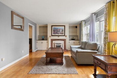 95 Beacon St, Lowell, MA 01850 - photo 4