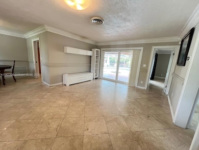 2001 N 41st Ave, Hollywood, FL 33021 - photo 4