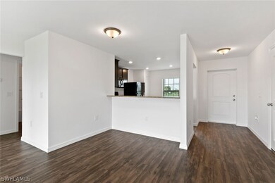 807 La Salle Ave, Fort Myers, FL 33913 - photo 3