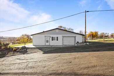 41 4th St, Eltopia, WA 99330 - photo 6