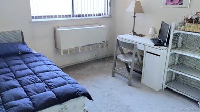 144-28 Barclay Ave unit 7B, Flushing, NY 11355 - photo 2