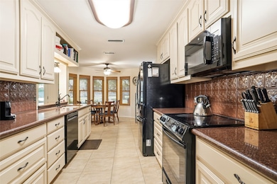 1206 Oakwood Trail, Southlake, TX 76092 - photo 6