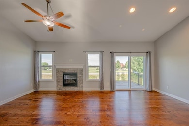 2513 NE 6th St, Grimes, IA 50111 - photo 2