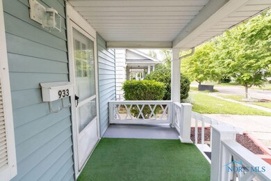 933 Geneva Ave, Toledo, OH 43609 - photo 4