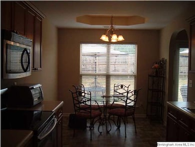 Kitchen to eatting area