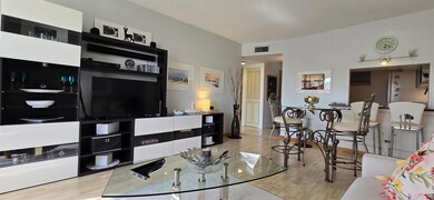 2616 Garden Dr N unit 204, Lake Worth, FL 33461 - photo 4