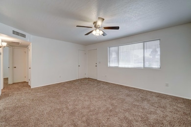 1486 S Main Dr-6