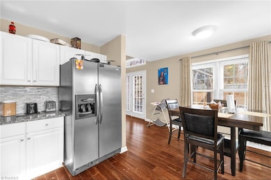 9 Compton Ct, Greensboro, NC 27407 - photo 7