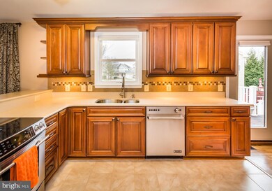 2807 Whitman Ct, Manchester, MD 21102 - photo 7