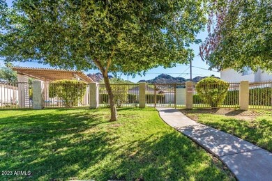 8813 N 12th Place, Phoenix, AZ 85020 - photo 2