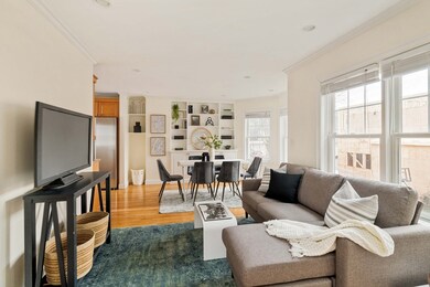 92 Chestnut St unit 2, Brookline, MA 02445 - photo 2