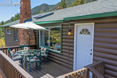 Sweet back deck for the best morning views!