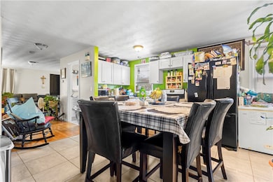 120 Hawkins St, Providence, RI 02908 - photo 3